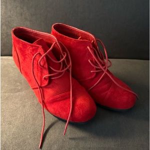 Women’s Illude Red Suede Wedge Bootie size 8